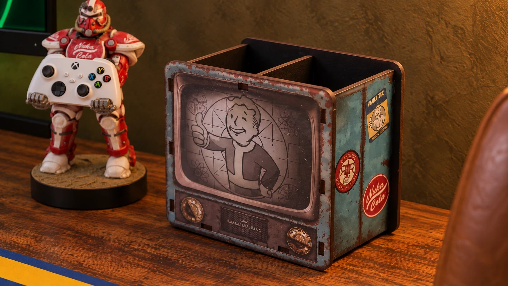 FaNaTtik · Fallout Desk Tidy en el setup