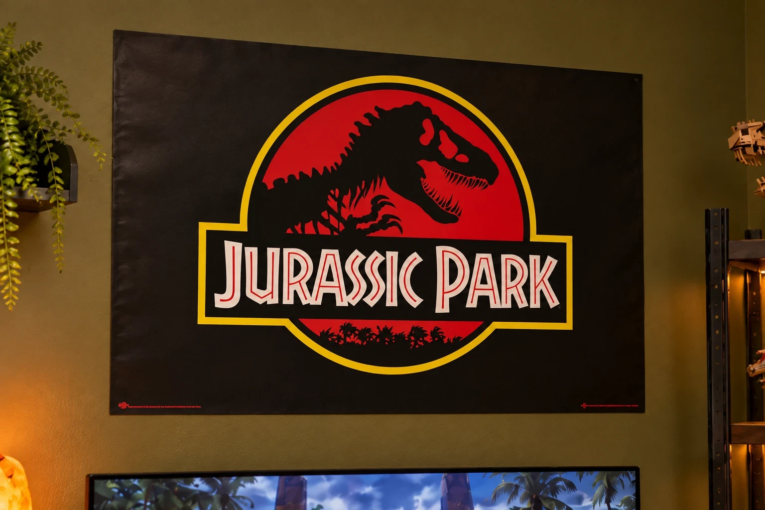 Grupo Erik · Póster Jurassic Park en el setup